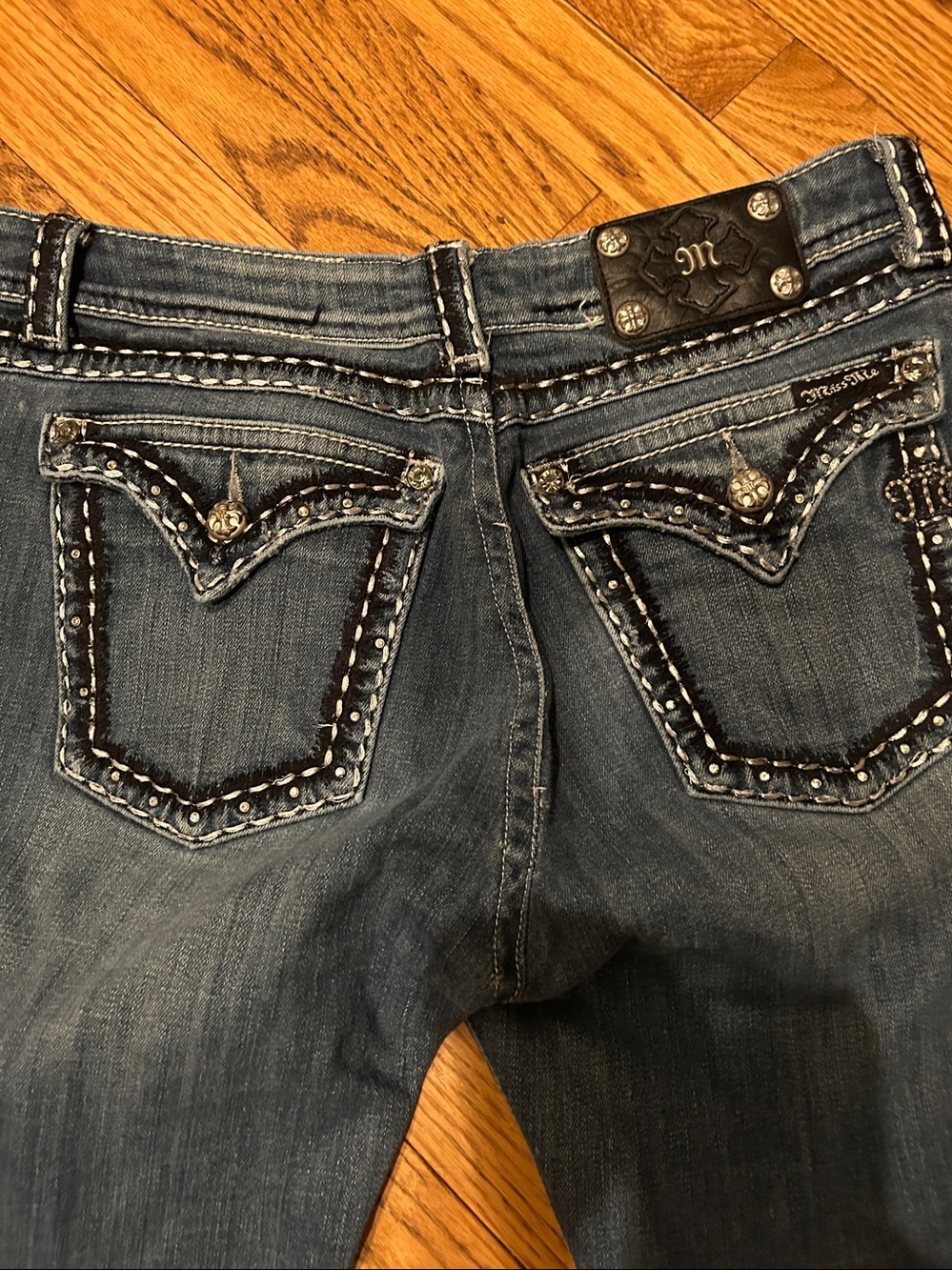 Miss Me Easy Capris Jeans size 34 - Picture 6 of 6